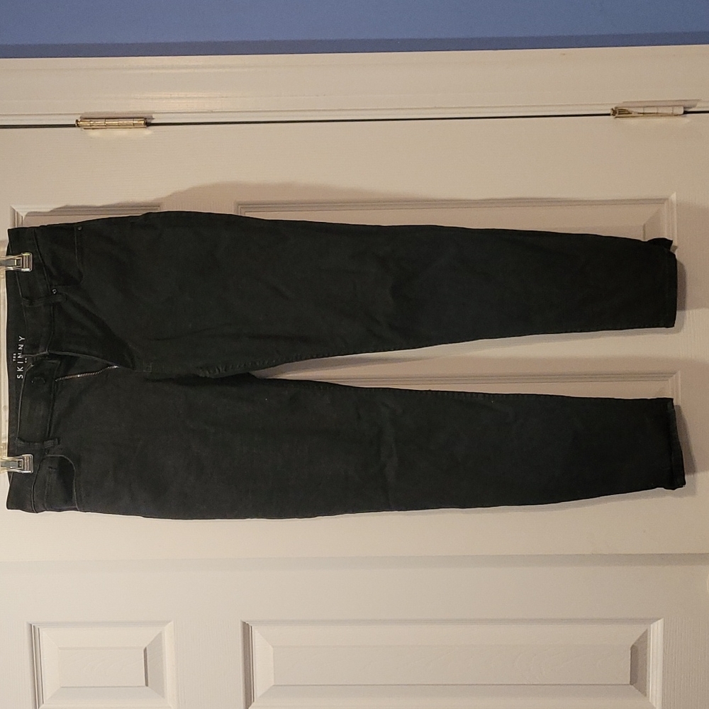 White House Black Market High Rise Skinny Jeans Black
